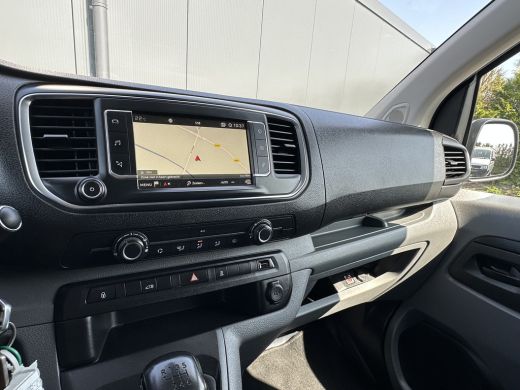Peugeot Expert 2.0 HDI 123 PK / L2H1 / 1e EIG. / 82.553 KM / TREKHAAK / AIRCO / CRUISE / NAVI ActivLease financial lease