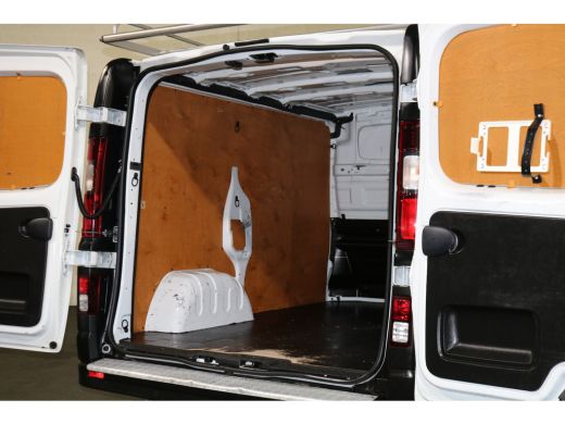 Renault Trafic 2.0 dCi 145pk L1 H1 Airco Navigatie Imperiaal ActivLease financial lease