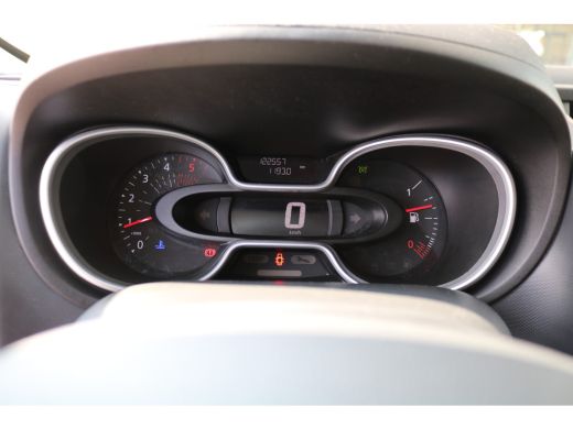 Renault Trafic 2.0 dCi 145pk L1 H1 Airco Navigatie Imperiaal ActivLease financial lease