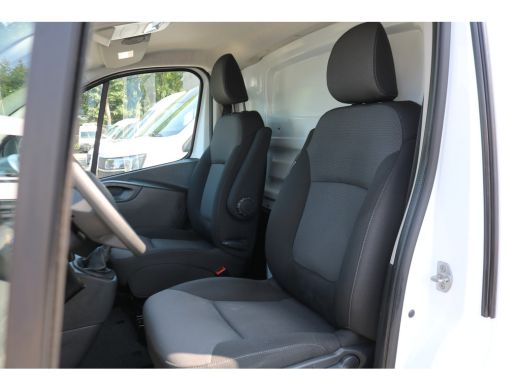 Renault Trafic 2.0 dCi 145pk L1 H1 Airco Navigatie Imperiaal ActivLease financial lease