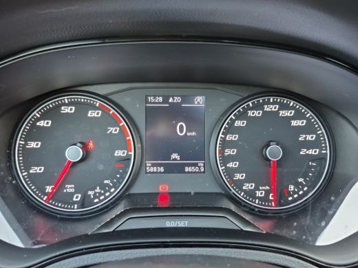 Seat Ibiza 1.0 TSI FR Business Intense | Panoramadak | Achteruitrijcamera | Airco (automatisch) | Apple Carp... ActivLease financial lease