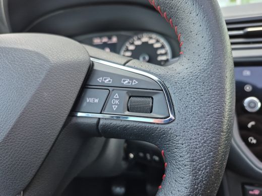 Seat Ibiza 1.0 TSI FR Business Intense | Panoramadak | Achteruitrijcamera | Airco (automatisch) | Apple Carp... ActivLease financial lease