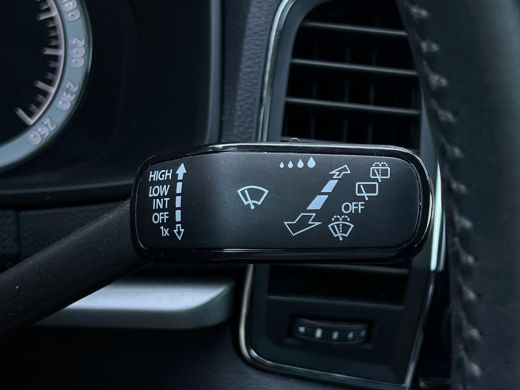 Skoda Karoq 1.0 TSI 110 pk Business Edition | Apple Carplay/Android Auto|telefoonintegratie premium | Buitens... ActivLease financial lease