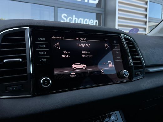 Skoda Karoq 1.0 TSI 110 pk Business Edition | Apple Carplay/Android Auto|telefoonintegratie premium | Buitens... ActivLease financial lease