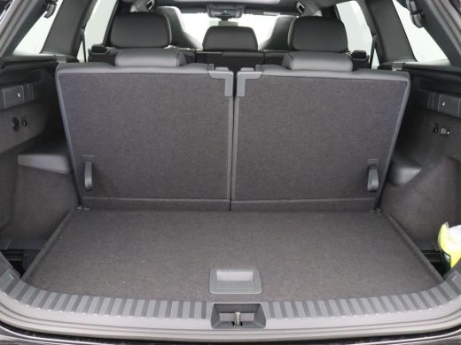 Skoda Kodiaq 1.5 TSI MHEV Sportline Business 7p 150PK DSG Matrix led, trekhaak, Canton sound, verwarmbare voor... ActivLease financial lease