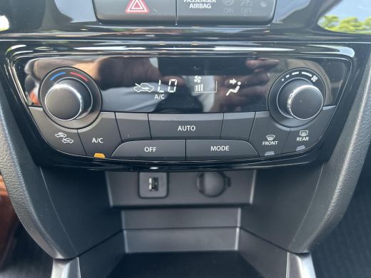 Suzuki Vitara 1.4 Boosterjet Style Smart Hybrid ActivLease financial lease