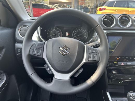Suzuki Vitara 1.4 Boosterjet Style Smart Hybrid ActivLease financial lease