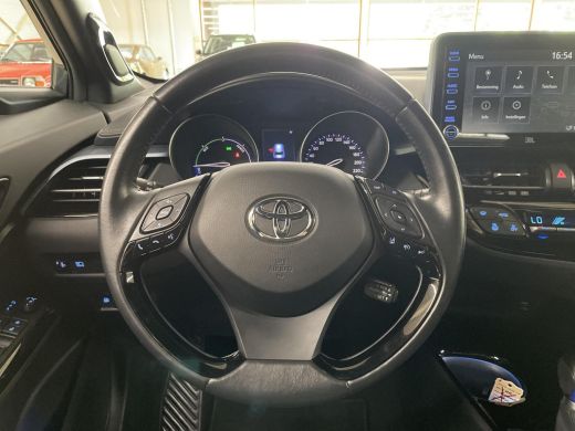 Toyota C-HR 1.8 Hybrid Style ActivLease financial lease