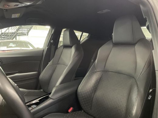 Toyota C-HR 1.8 Hybrid Style Luxury ActivLease financial lease