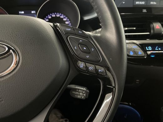 Toyota C-HR 1.8 Hybrid Style Luxury ActivLease financial lease