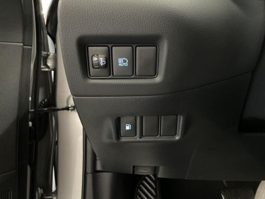Toyota C-HR 1.8 Hybrid Style Luxury ActivLease financial lease