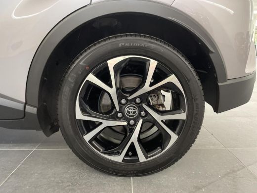 Toyota C-HR 1.8 Hybrid Style Luxury ActivLease financial lease