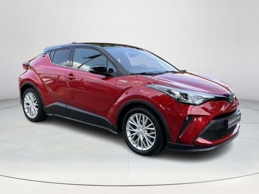 Toyota C-HR 2.0 Hybrid Bi-Tone ActivLease financial lease