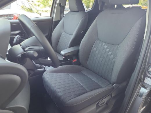 Toyota Yaris 1.5 Hybrid 115 Dynamic Comfort Pack | Parkeersensoren | Blindspot | Apple CarPlay | Rijklaarprijs... ActivLease financial lease