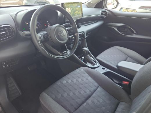 Toyota Yaris 1.5 Hybrid 115 Dynamic Comfort Pack | Parkeersensoren | Blindspot | Apple CarPlay | Rijklaarprijs... ActivLease financial lease