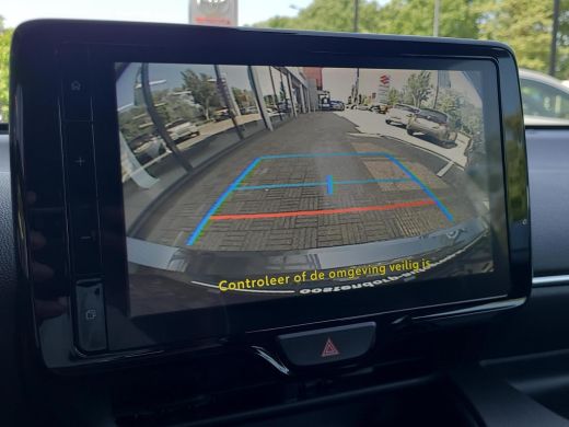 Toyota Yaris 1.5 Hybrid 115 Dynamic Comfort Pack | Parkeersensoren | Blindspot | Apple CarPlay | Rijklaarprijs... ActivLease financial lease