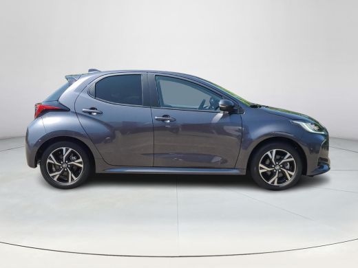 Toyota Yaris 1.5 Hybrid 115 Dynamic Comfort Pack | Parkeersensoren | Blindspot | Apple CarPlay | Rijklaarprijs... ActivLease financial lease