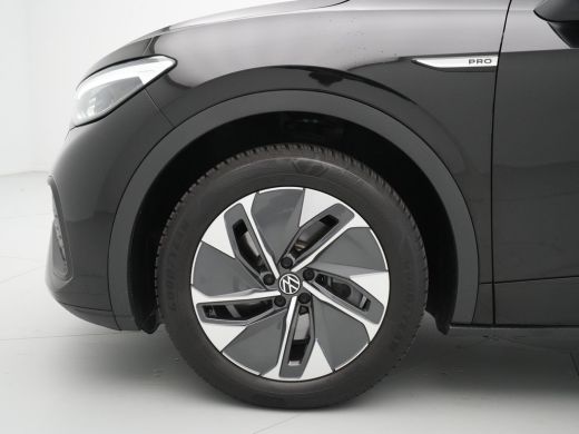 Volkswagen ID.5 Pro 77 kWh Warmtepomp Navi Clima Acc 268 ActivLease financial lease