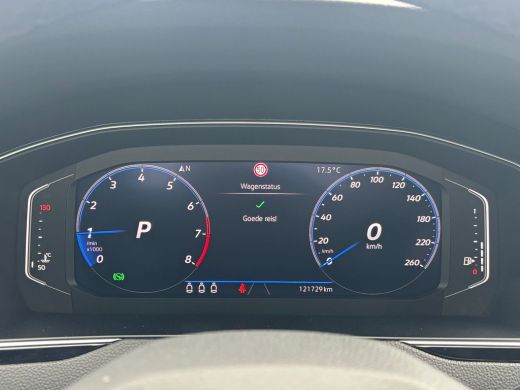 Volkswagen Passat Variant 1.5 TSI 150 pk 6-DSG Elegance Business R | Alarm klasse 1(startblokkering) | Buitenspiege... ActivLease financial lease