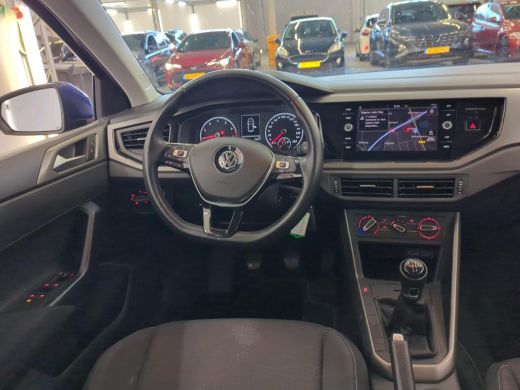 Volkswagen Polo 1.0 TSI Comfortline Business NAVI | ECC | CRUISE ActivLease financial lease