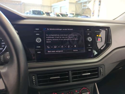 Volkswagen Polo 1.0 TSI Comfortline Business NAVI | ECC | CRUISE ActivLease financial lease