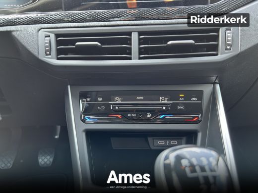 Volkswagen Polo Life Edition 1.0 TSI 95 pk 5 versn. Hand | Climatronic | Draadloos Apple Carplay / Android Auto |... ActivLease financial lease