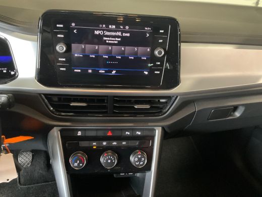 Volkswagen T-Roc 1.0 TSI 110 pk Life | Airco | Apple Carplay/Android Auto|telefoonintegratie premium | Buitenspieg... ActivLease financial lease