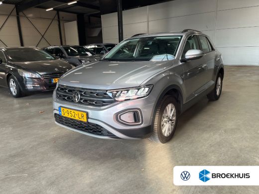 Volkswagen T-Roc 1.0 TSI 110 pk Life | Airco | Bandenspanningscontrolesysteem | Bluetooth telefoonvoorbereiding