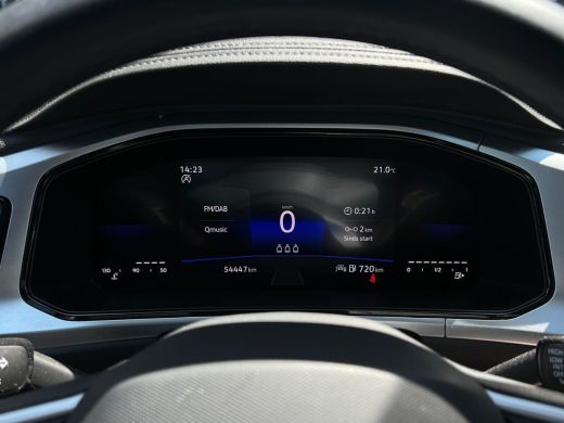 Volkswagen T-Roc 1.0 TSI 110 pk Life | Airco | Bandenspanningscontrolesysteem | Bluetooth telefoonvoorbereiding ActivLease financial lease