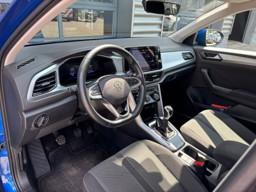 Volkswagen T-Roc 1.0 TSI 110 pk Life | Airco | Apple Carplay/Android Auto|telefoonintegratie premium | Bestuurders... ActivLease financial lease