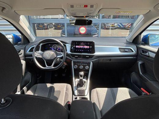 Volkswagen T-Roc 1.0 TSI 110 pk Life | Airco | Apple Carplay/Android Auto|telefoonintegratie premium | Bestuurders... ActivLease financial lease