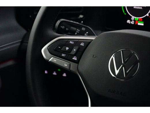 Volkswagen Tiguan 1.5 eHybrid 204PK DSG-6 Life Edition | NAVIGATIE | STUUR + STOELVERW. | ELEKTR. A. KLEP | CAMERA ActivLease financial lease
