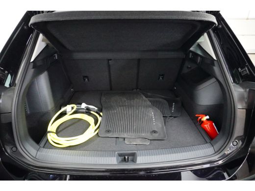 Volkswagen Tiguan 1.5 eHybrid 204PK DSG-6 Life Edition | NAVIGATIE | STUUR + STOELVERW. | ELEKTR. A. KLEP | CAMERA ActivLease financial lease