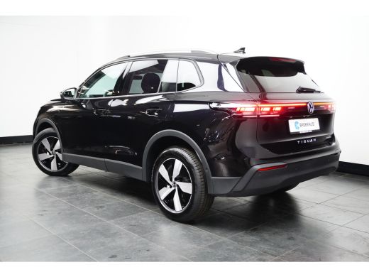 Volkswagen Tiguan 1.5 eHybrid 204PK DSG-6 Life Edition | NAVIGATIE | STUUR + STOELVERW. | ELEKTR. A. KLEP | CAMERA ActivLease financial lease