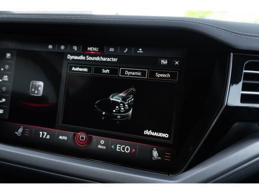 Volkswagen Touareg 3.0 TSI eHybrid 4MOTION / Luchtvering/ Standkachel/ Adaptive Cruise Control/ Trekhaak/ Panoramada... ActivLease financial lease