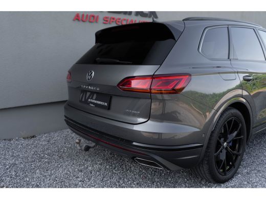 Volkswagen Touareg 3.0 TSI eHybrid 4MOTION / Luchtvering/ Standkachel/ Adaptive Cruise Control/ Trekhaak/ Panoramada... ActivLease financial lease