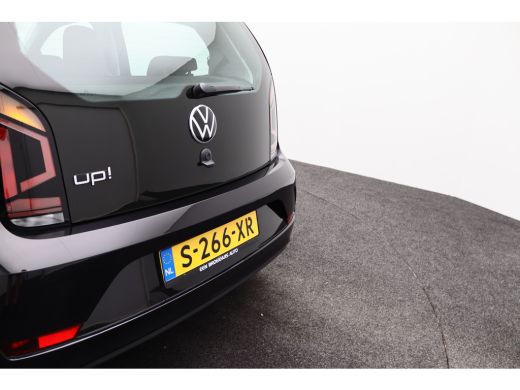 Volkswagen up! 1.0 | Achterbank in delen neerklapbaar | Airco | Bumpers in carrosseriekleur ActivLease financial lease
