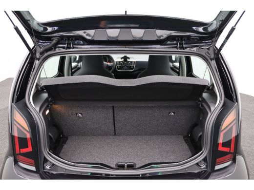 Volkswagen up! 1.0 | Achterbank in delen neerklapbaar | Airco | Bumpers in carrosseriekleur ActivLease financial lease