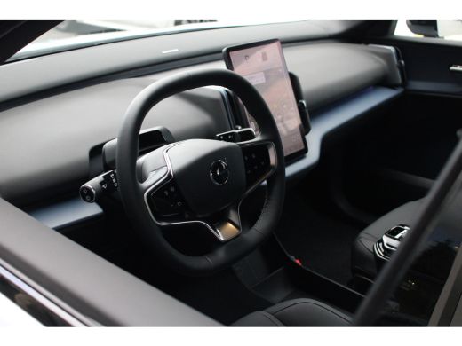 Volvo  EX30 Single Motor Extended Range Plus 69 kWh | Harman Kardon | Keyless Entry | Camera | Stoelverwarmin... ActivLease financial lease