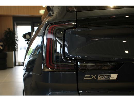 Volvo  EX90 Twin Motor Performance Ultra | Luchtvering | Bowers & Wilkins | Trekhaak | Pilot Assist | 22" | S... ActivLease financial lease