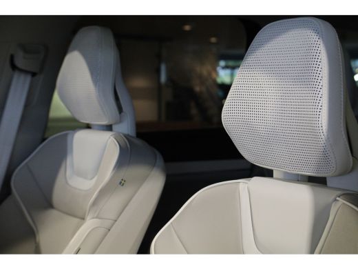 Volvo  EX90 Twin Motor Performance Ultra | Luchtvering | Bowers & Wilkins | Trekhaak | Pilot Assist | 22" | S... ActivLease financial lease