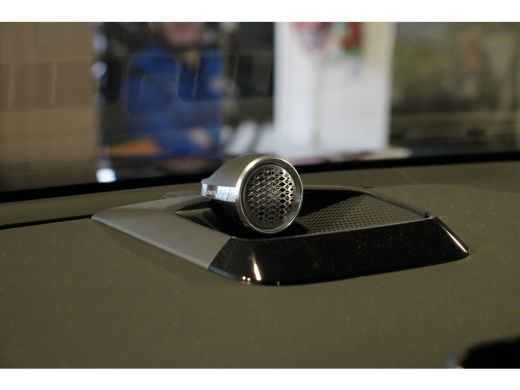Volvo  EX90 Twin Motor Performance Ultra | Luchtvering | Bowers & Wilkins | Trekhaak | Pilot Assist | 22" | S... ActivLease financial lease