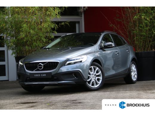 Volvo V40 Cross Country 1.5 T3 Polar+ Luxury | Harman/Kardon | Panoramadak | Camera | Keyless | Schakel-pad... Volvo V40 Cross Country 1.5 T3 Polar+ Luxury | Harman/Kardon | Panoramadak | Camera | Keyless | Schakel-pad...