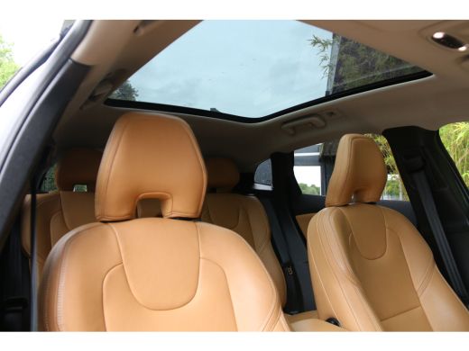 Volvo  V40 Cross Country 1.5 T3 Polar+ Luxury | Harman/Kardon | Panoramadak | Camera | Keyless | Schakel-pad... ActivLease financial lease