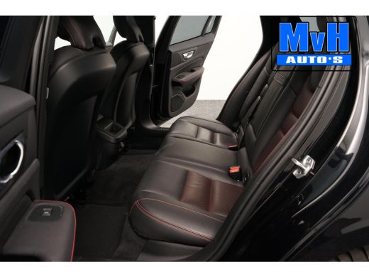 Volvo  V60 2.0 B3 Momentum Advantage|STOEL/STUUR.VERW|LEER|NAP ActivLease financial lease