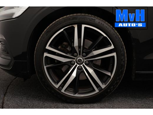 Volvo  V60 2.0 B3 Momentum Advantage|STOEL/STUUR.VERW|LEER|NAP ActivLease financial lease