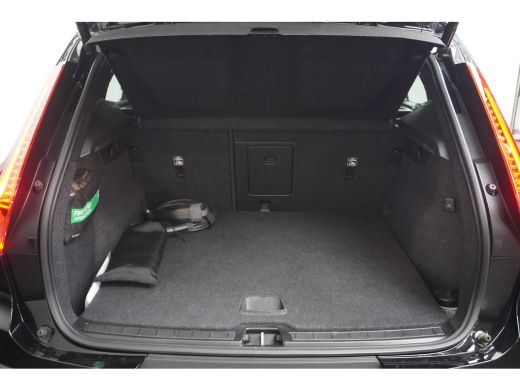 Volvo  XC40 1.5 T5 Recharge Core | Adaptive Cruise | BLIS | Stuur/stoelverwarming | Camera ActivLease financial lease