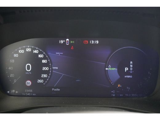 Volvo  XC40 1.5 T5 Recharge Core | Adaptive Cruise | BLIS | Stuur/stoelverwarming | Camera ActivLease financial lease