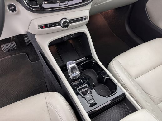 Volvo  XC40 1.5 T5 Twin Engine Inscription (INCL-BTW) *PANO | LUXURY-LEATHER | FULL-LED | HARMAN/KARDON-AUDIO... ActivLease financial lease