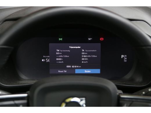 Volvo  XC40 Recharge Pro | Trekhaak | 360 Camera | Panoramadak | Harman/Kardon | Pilot Assist ActivLease financial lease